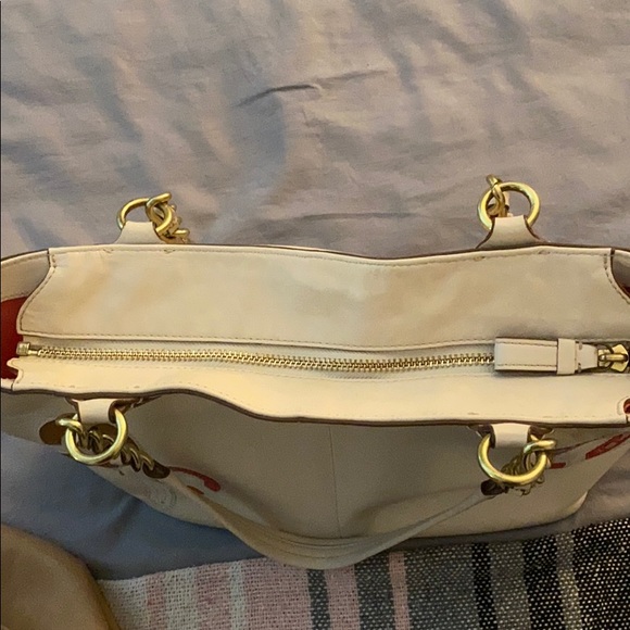 Coach purse - Picture 5 of 7